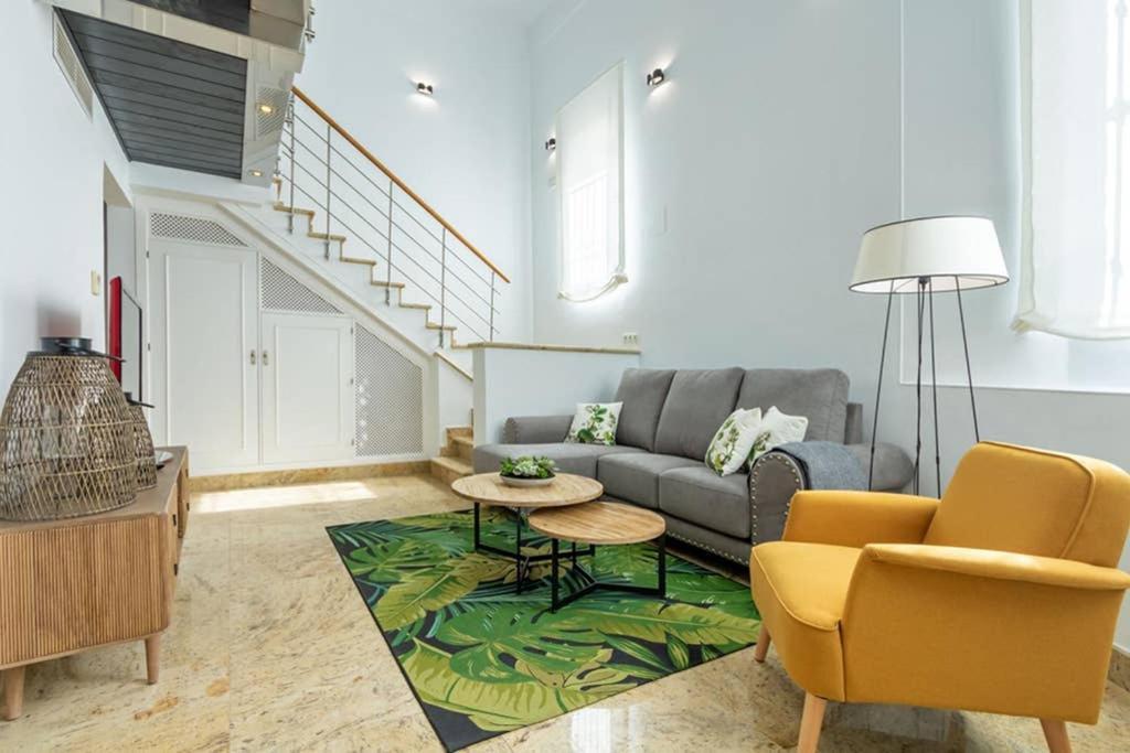 Becas Alameda Duplex By Valcambre Appartement